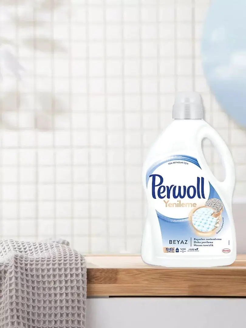 Гель для стирки Perwoll Yenileme White 3L