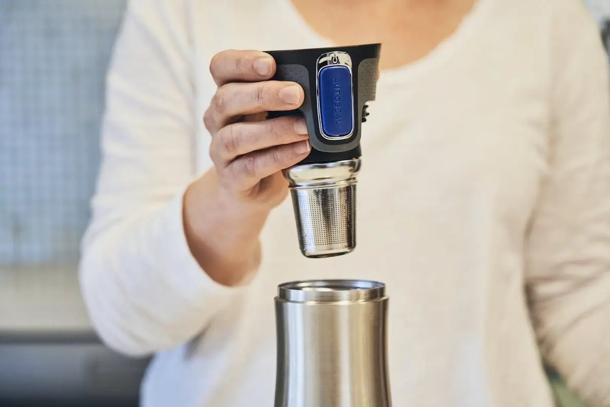 Sita pentru cana termica Contigo West Loop (Greyed Jade)