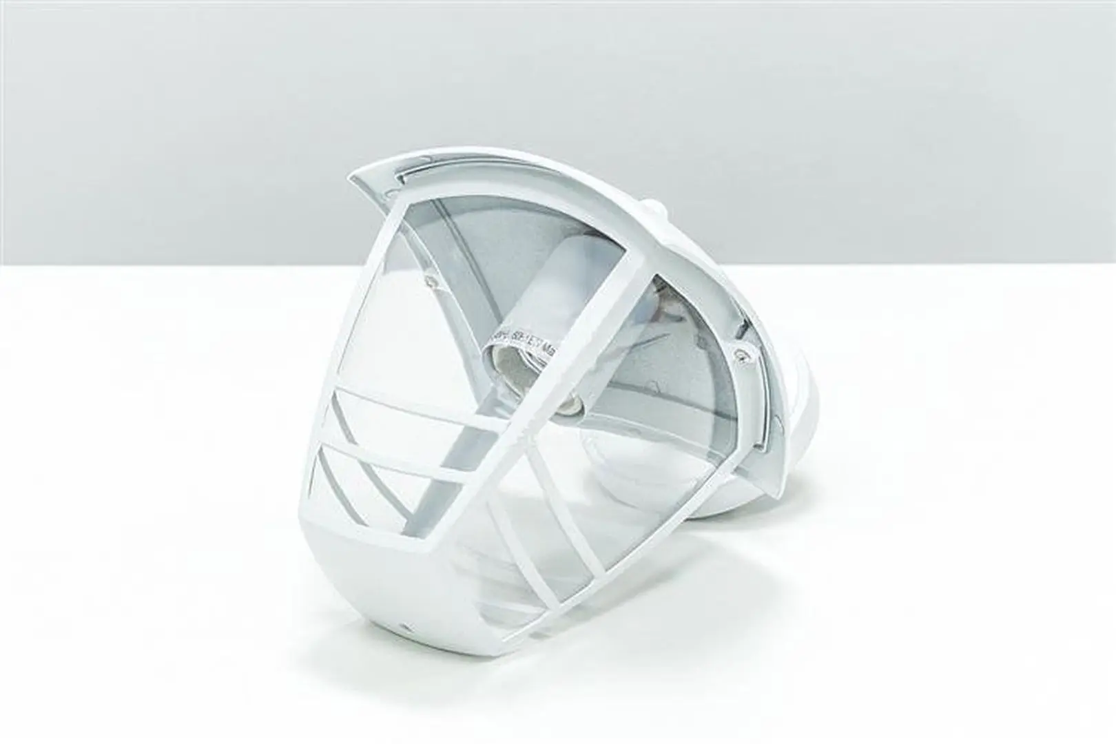 Настенный светильник Philips myGarden Creek 15380/31/16 (White)