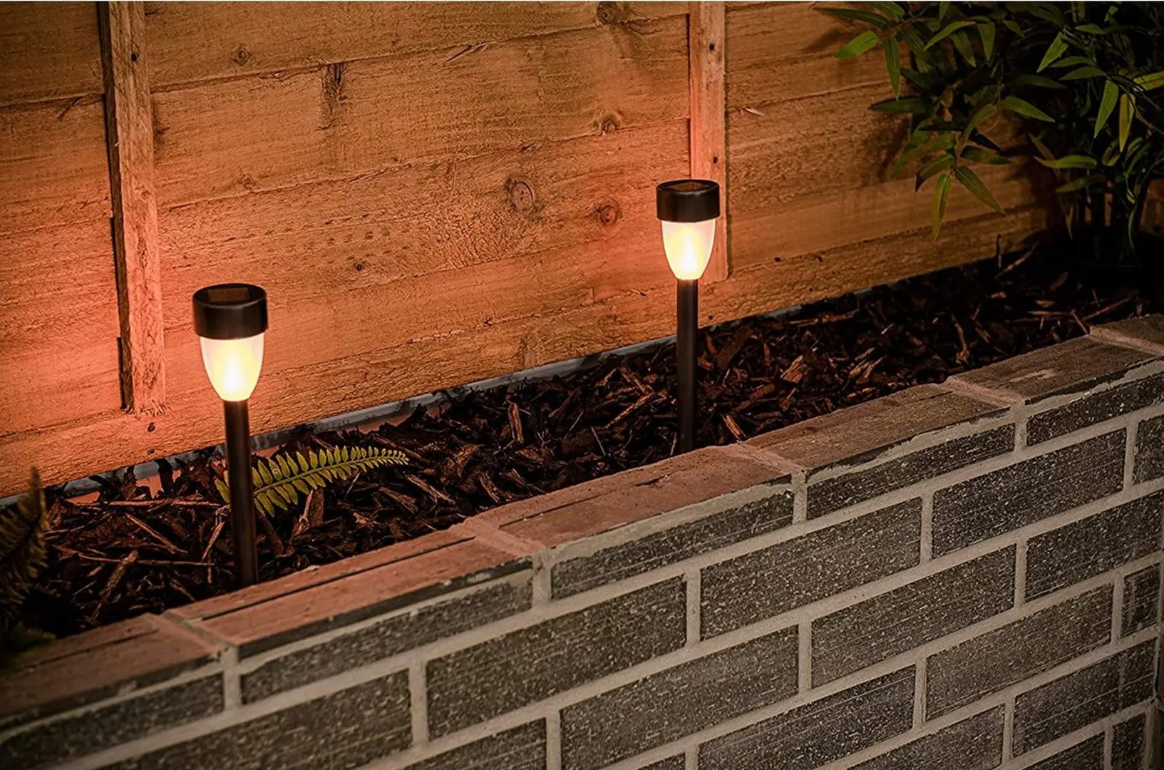 Солнечная лампа Saska Garden SP-6001 (Black) - 3