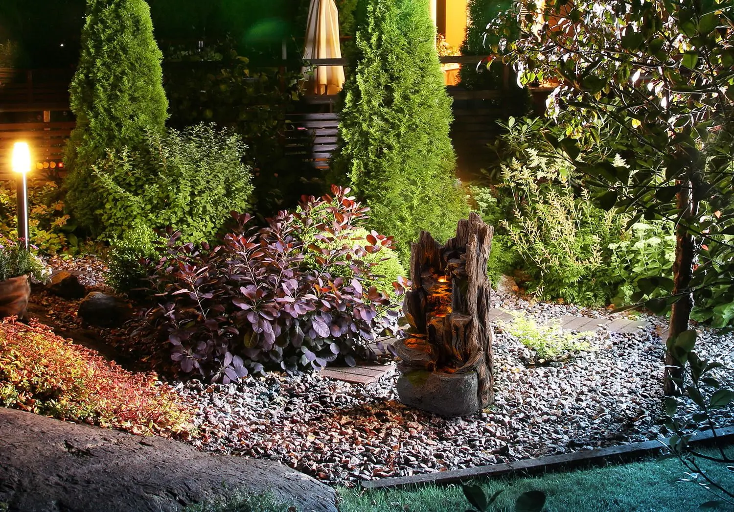 Cascada decorativa Blumfeldt Mystic Tree 10035728 (Brown) - 3