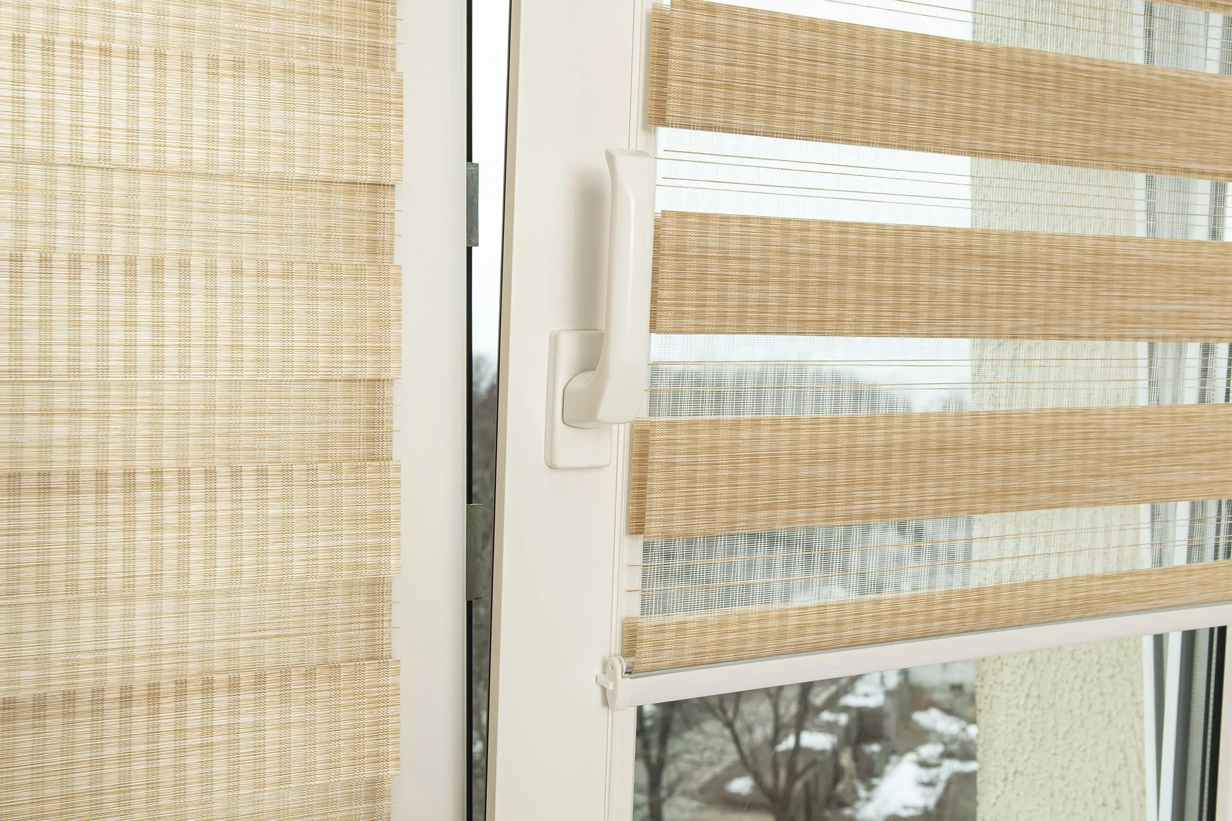 Рулонная штора день-ночь Delfa Mini СРШ-01МК 42903 62х160cm (Golden Sand) - 5