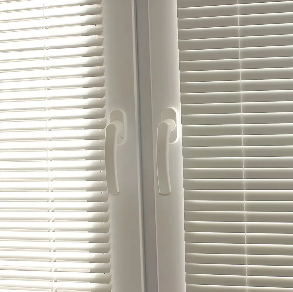 Jaluzele orizontale Delfa BlackOut 52x160cm (White)