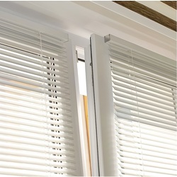 Жалюзи горизонтальные Delfa BlackOut 73x160cm (White) Thumb